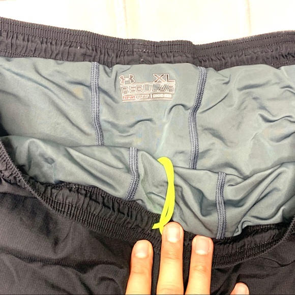 Under Armour Short XL - Picture 5 of 5
